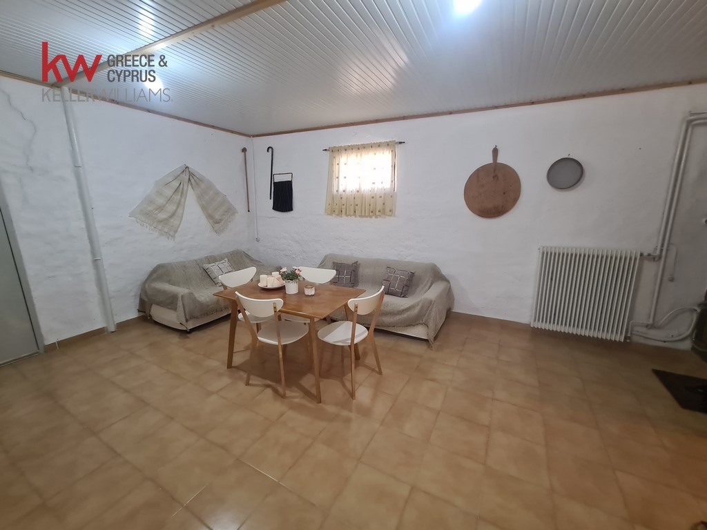 1814708 - Μονοκατοικία Προς Ενοικίαση, Κάμπος, 93,50 τ.μ., €300