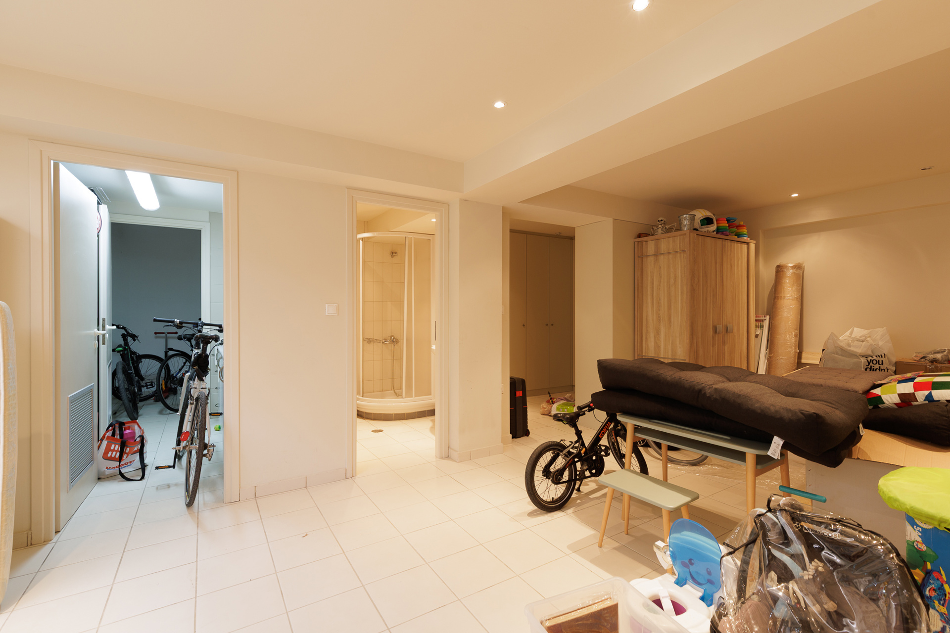 von_poll_real_estate_property_1833371_image_24