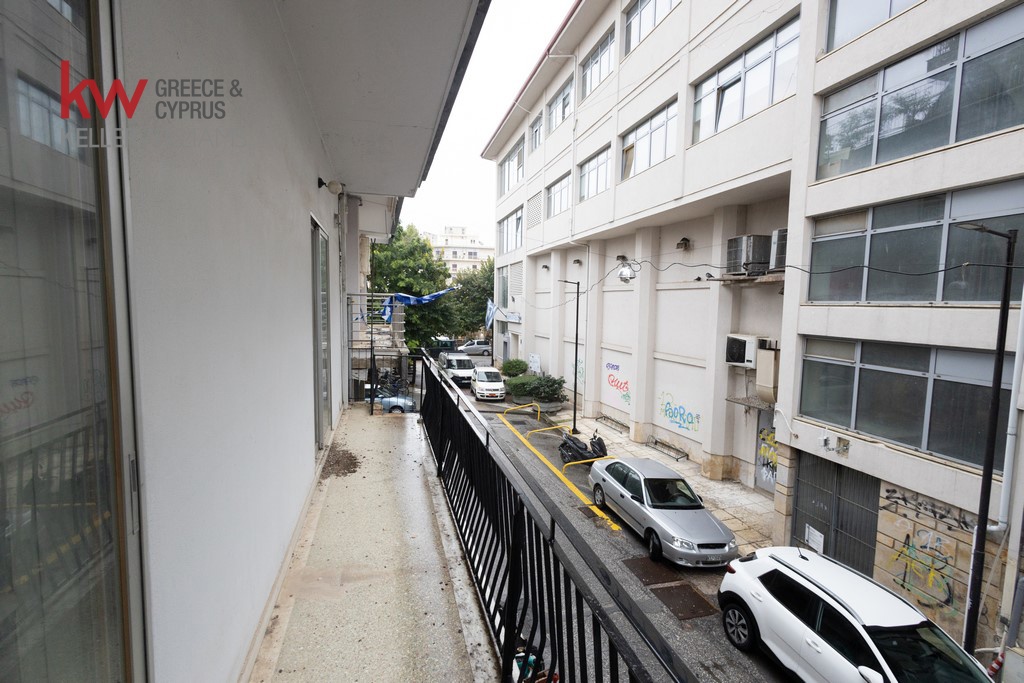 1847090 - Πολυκατοικία/Κτίριο Προς Πώληση, Καρδίτσα, 236,96 τ.μ., €150.000