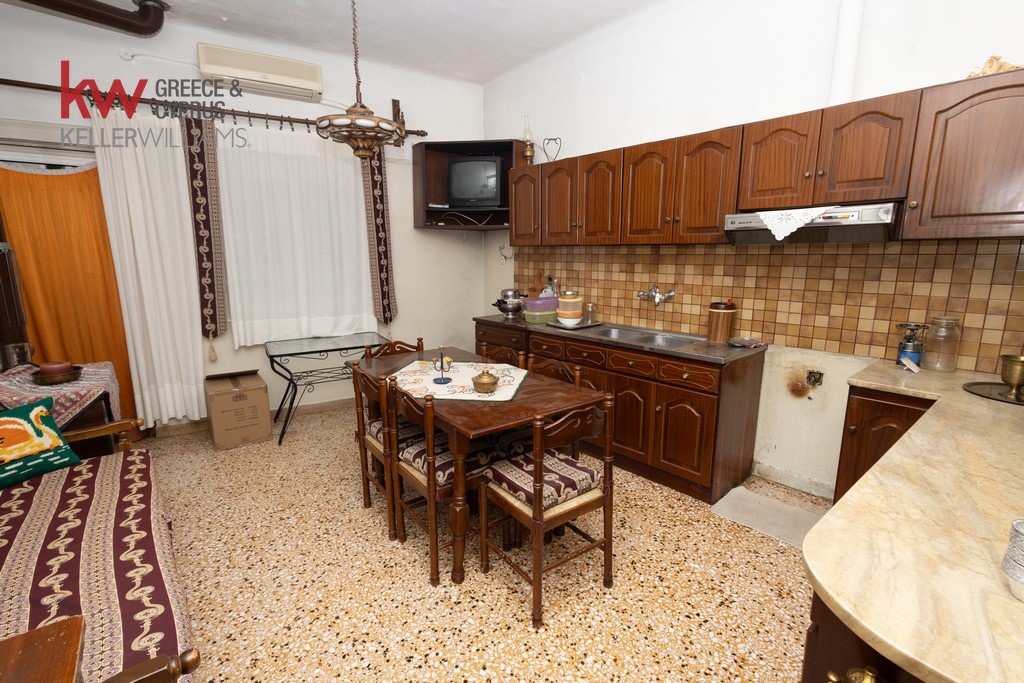 1847090 - Πολυκατοικία/Κτίριο Προς Πώληση, Καρδίτσα, 236,96 τ.μ., €150.000