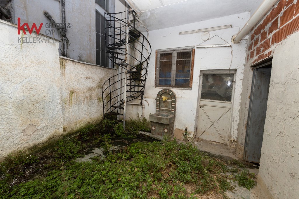 1847090 - Πολυκατοικία/Κτίριο Προς Πώληση, Καρδίτσα, 236,96 τ.μ., €150.000