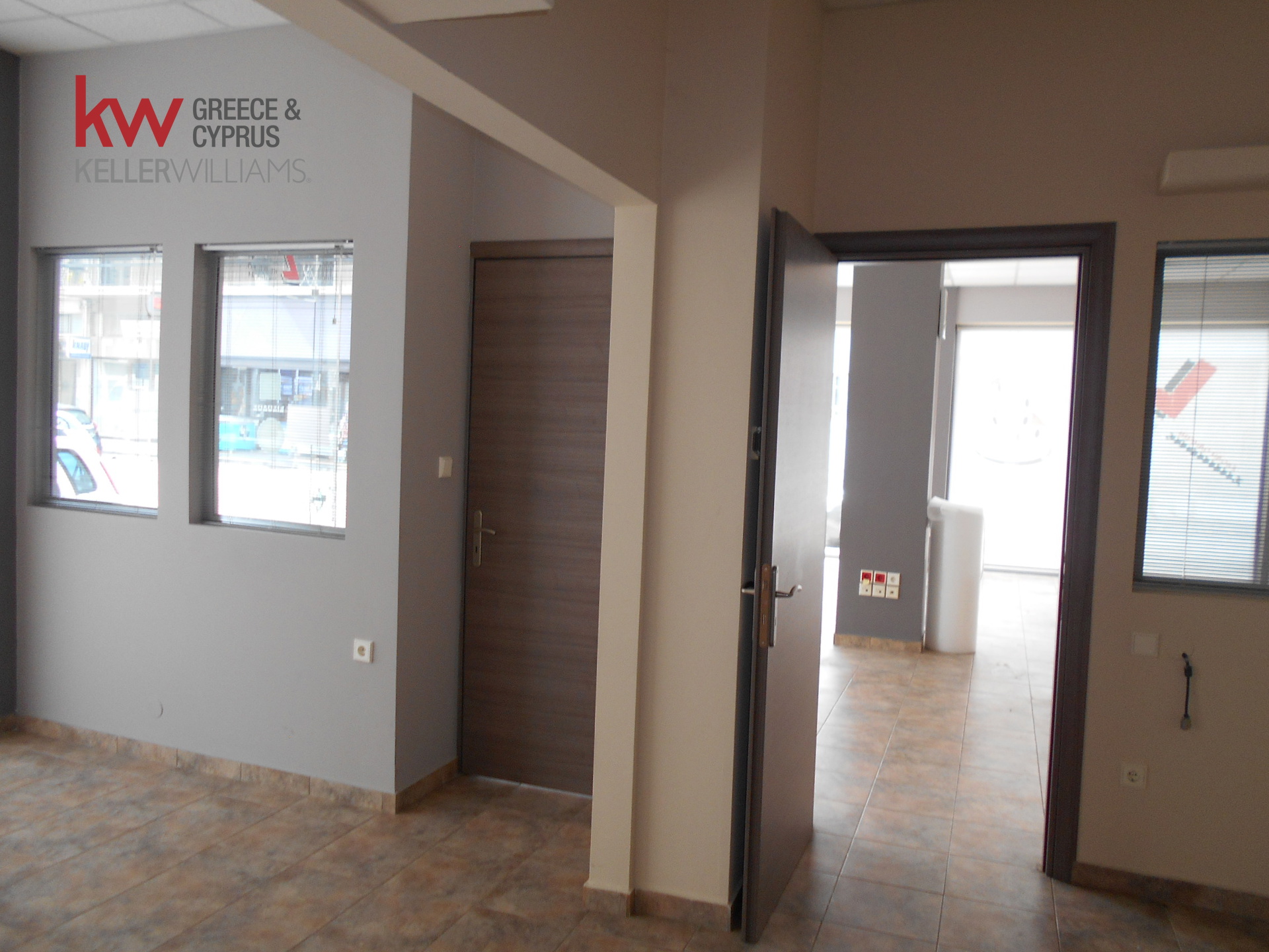 1993936 - Κατάστημα Προς Ενοικίαση, Καρδίτσα, 115 τ.μ., €750