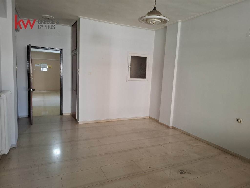 2134890 - Γραφείο Προς Ενοικίαση, Καρδίτσα, 43,28 τ.μ., €250