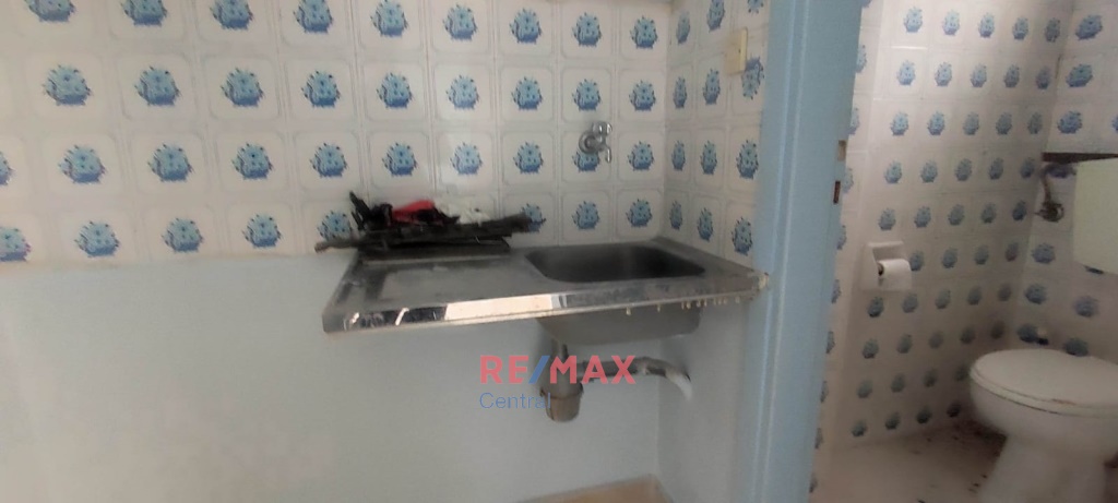 Remax Central