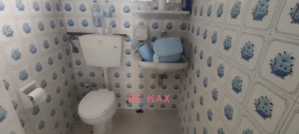 Remax Central