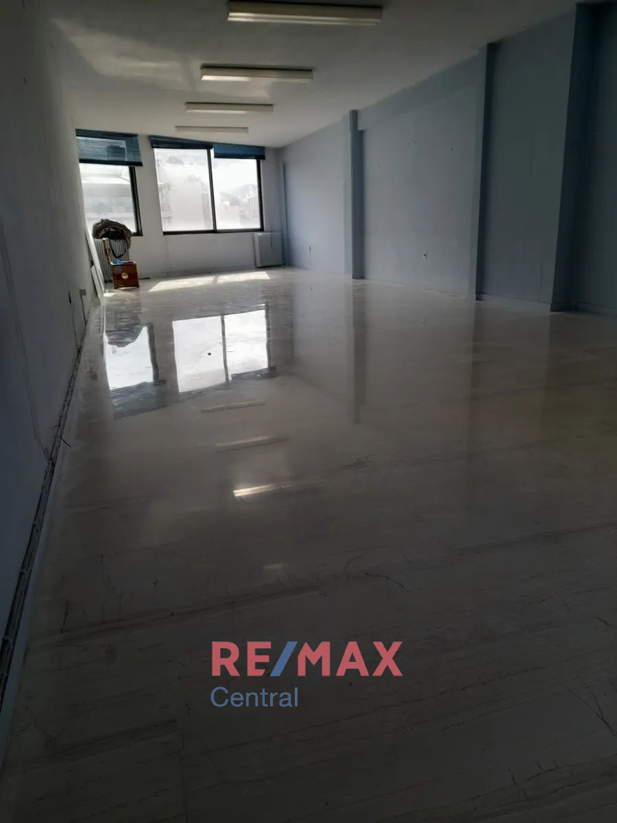 Remax Central