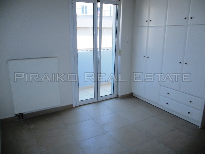 Piraiko Real Estate