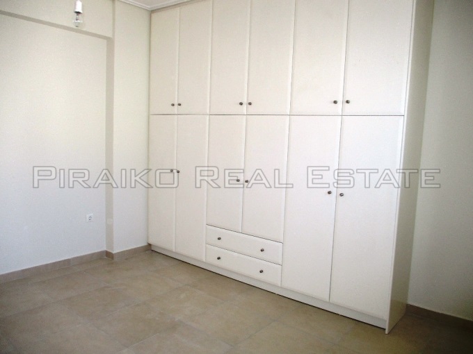 Piraiko Real Estate