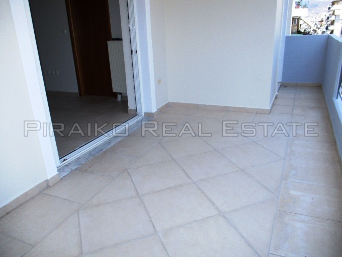 Piraiko Real Estate