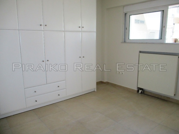 Piraiko Real Estate