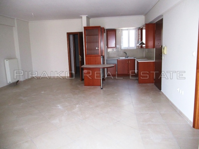 Piraiko Real Estate
