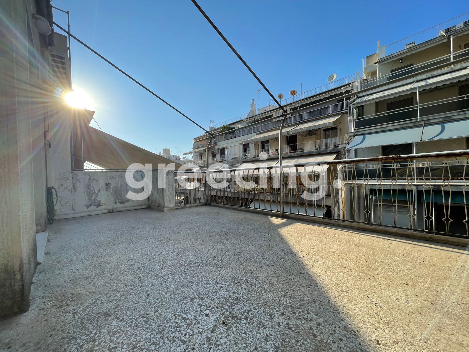 Greecing Real Estate