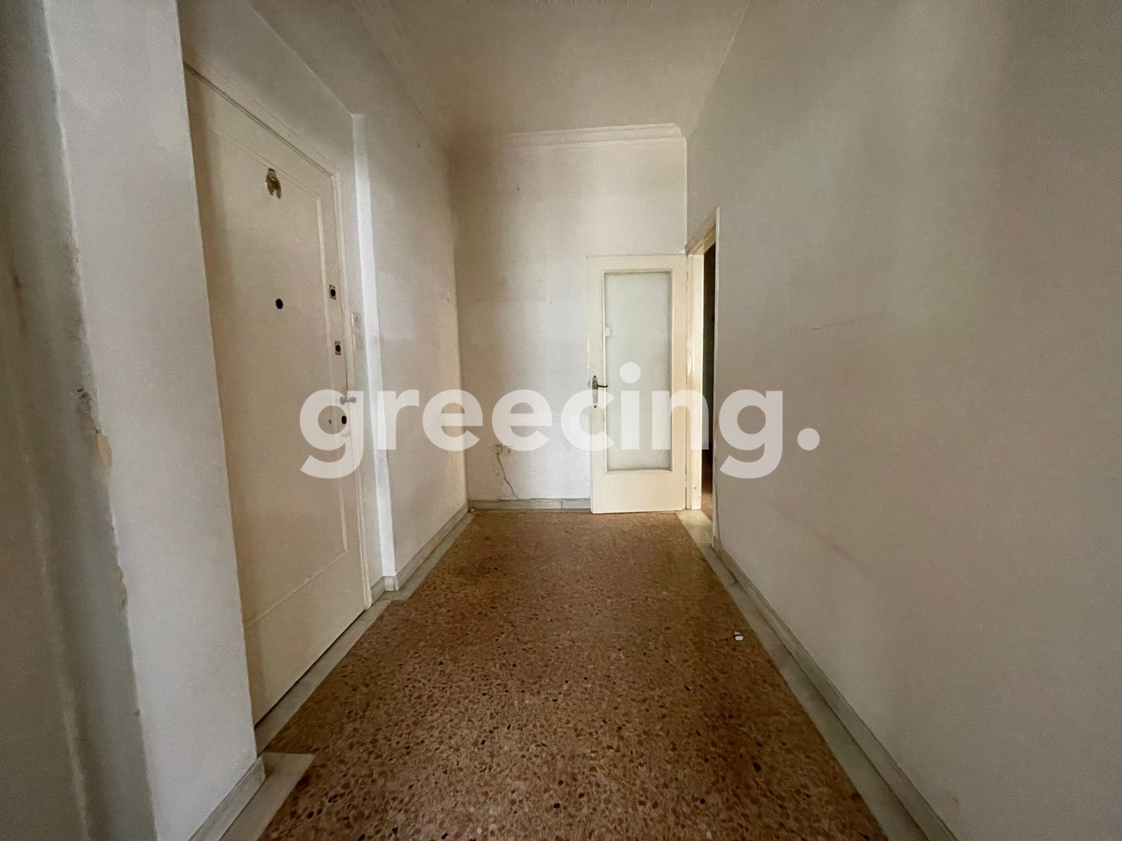 Greecing Real Estate