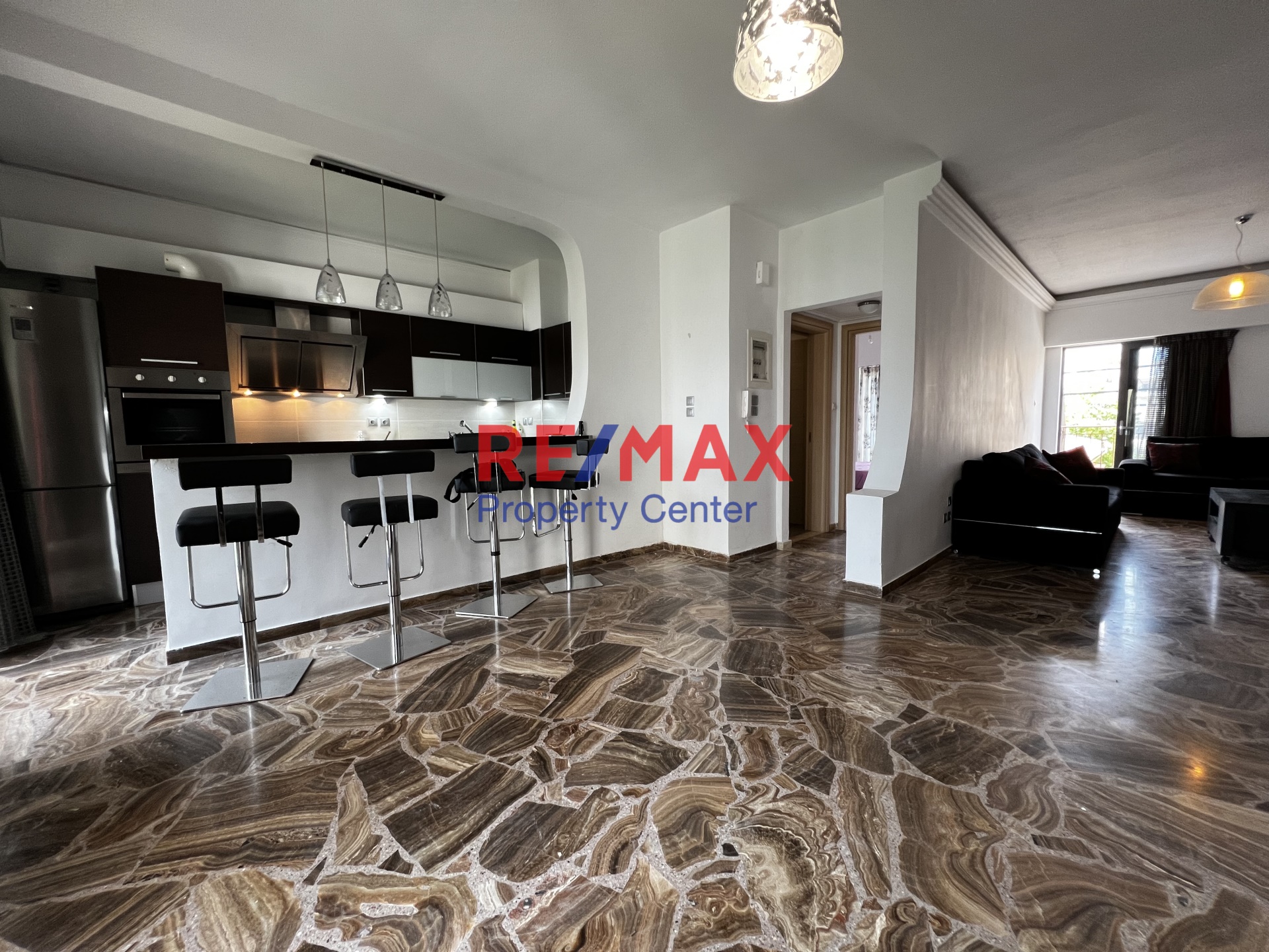 RE/MAX Property Center