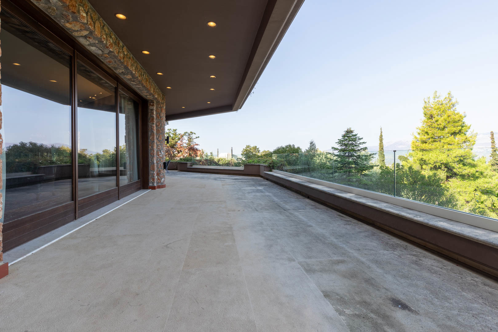 1f8c9fae2aca450481f7a0f0cd43e7a2