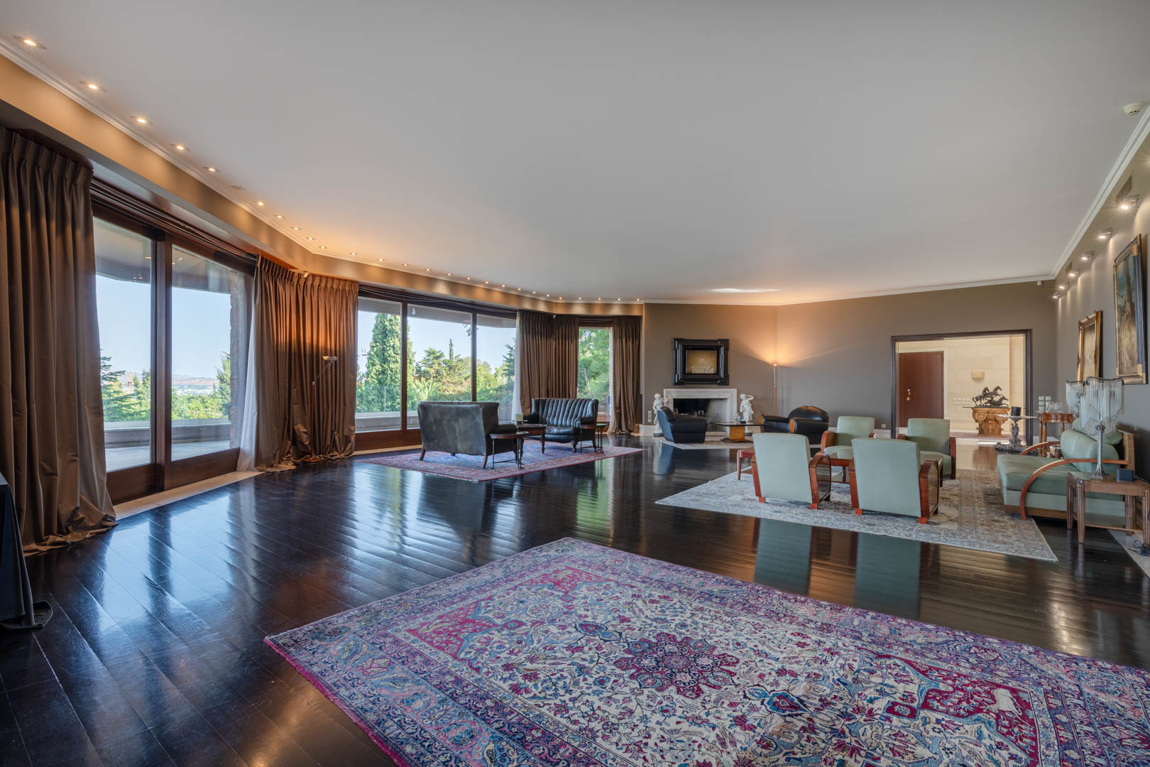 86b9abed0d6449edb4d2f1c99c01d57a