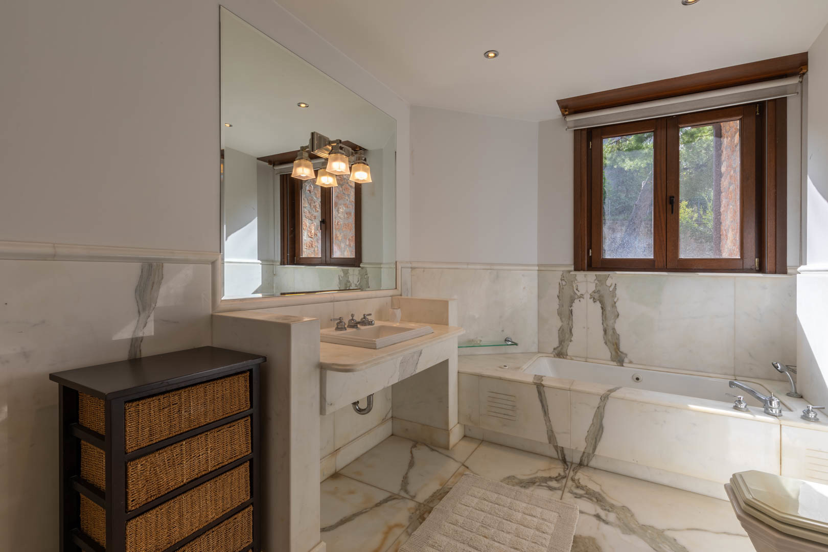 dd42d67af58d4f13935d61980634a140