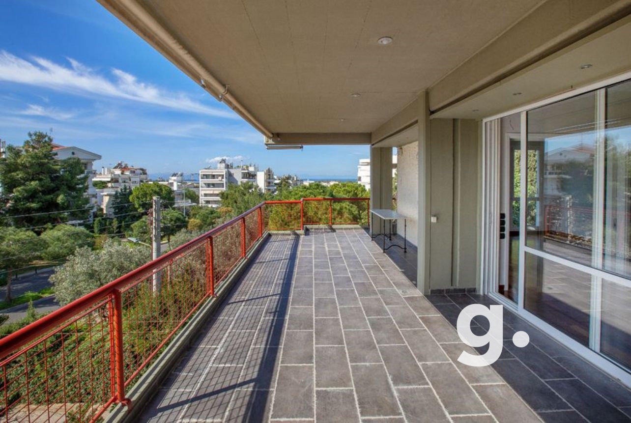 Greecing Real Estate