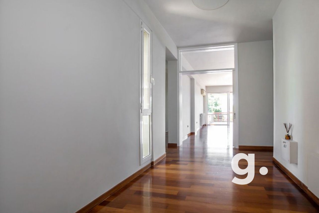 Greecing Real Estate