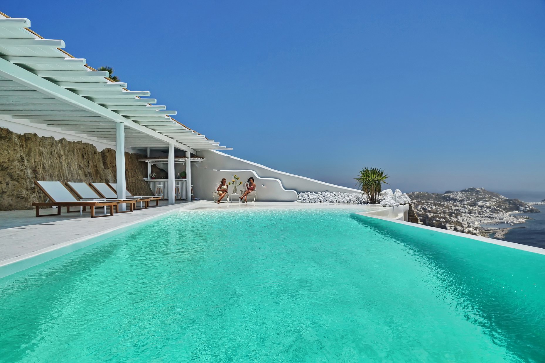 von_poll_real_estate_property_776907_image_1