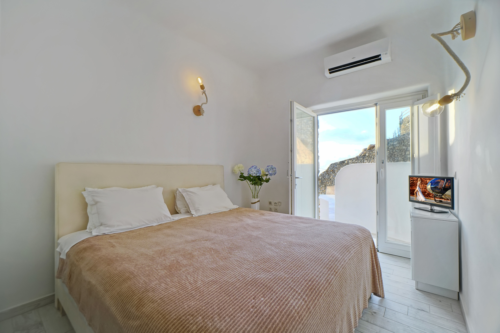 von_poll_real_estate_property_776929_image_14