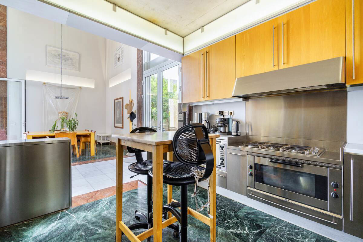 von_poll_real_estate_property_835914_image_19