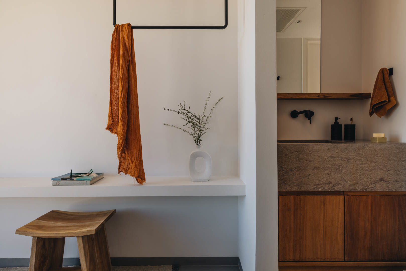 5d7fd04404494b72b960a69a1b8a8c0e