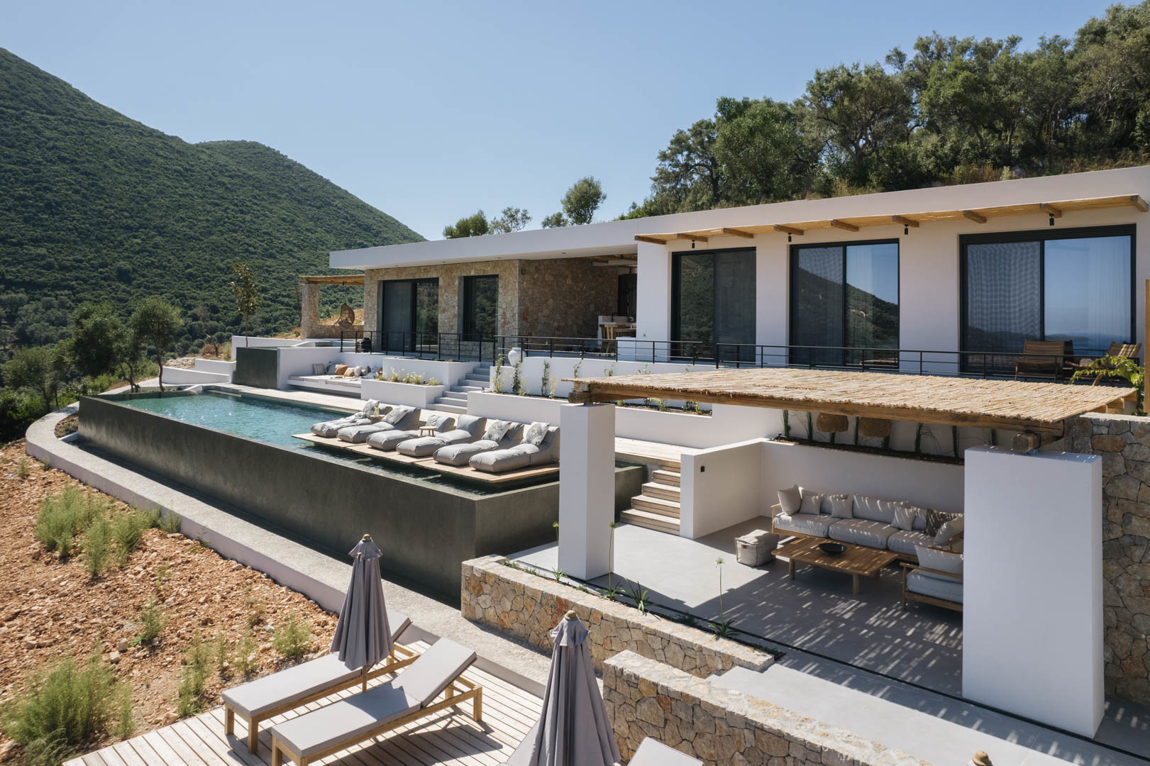 6cb55563047a429facc1516c6ba7f452