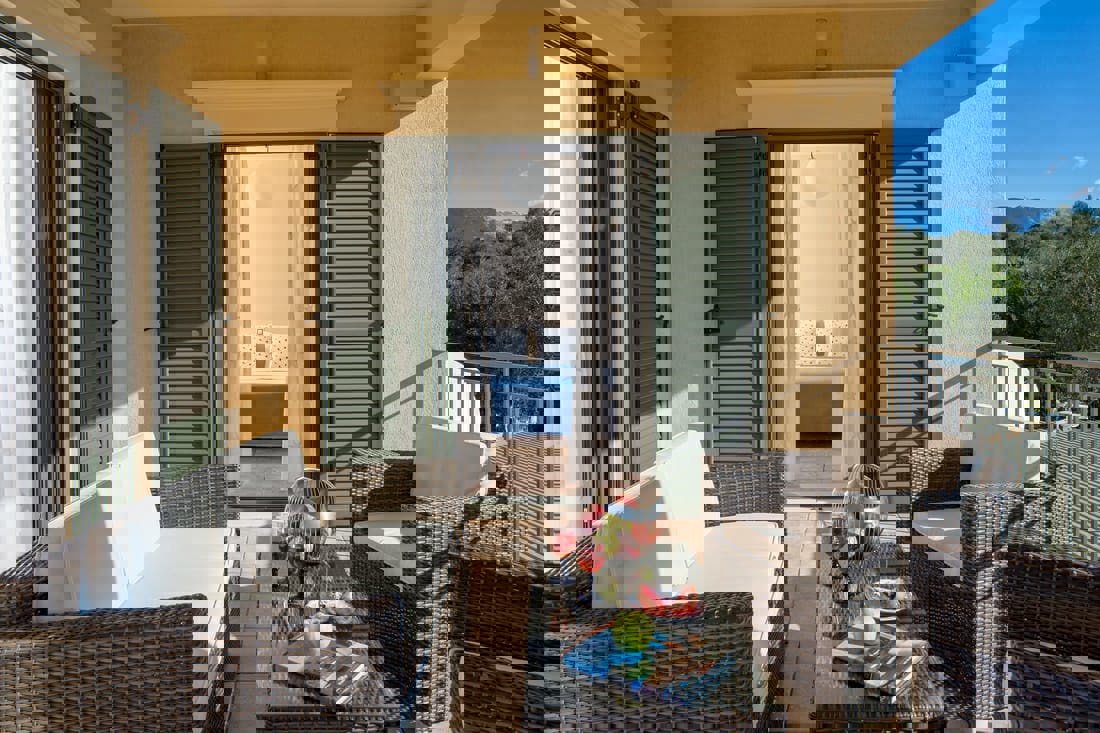 c5a04010ab284db1b87eed665cc408f9