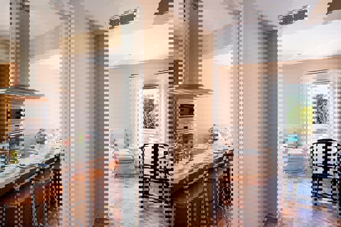 ded34934d96746b5b594780da0db914b
