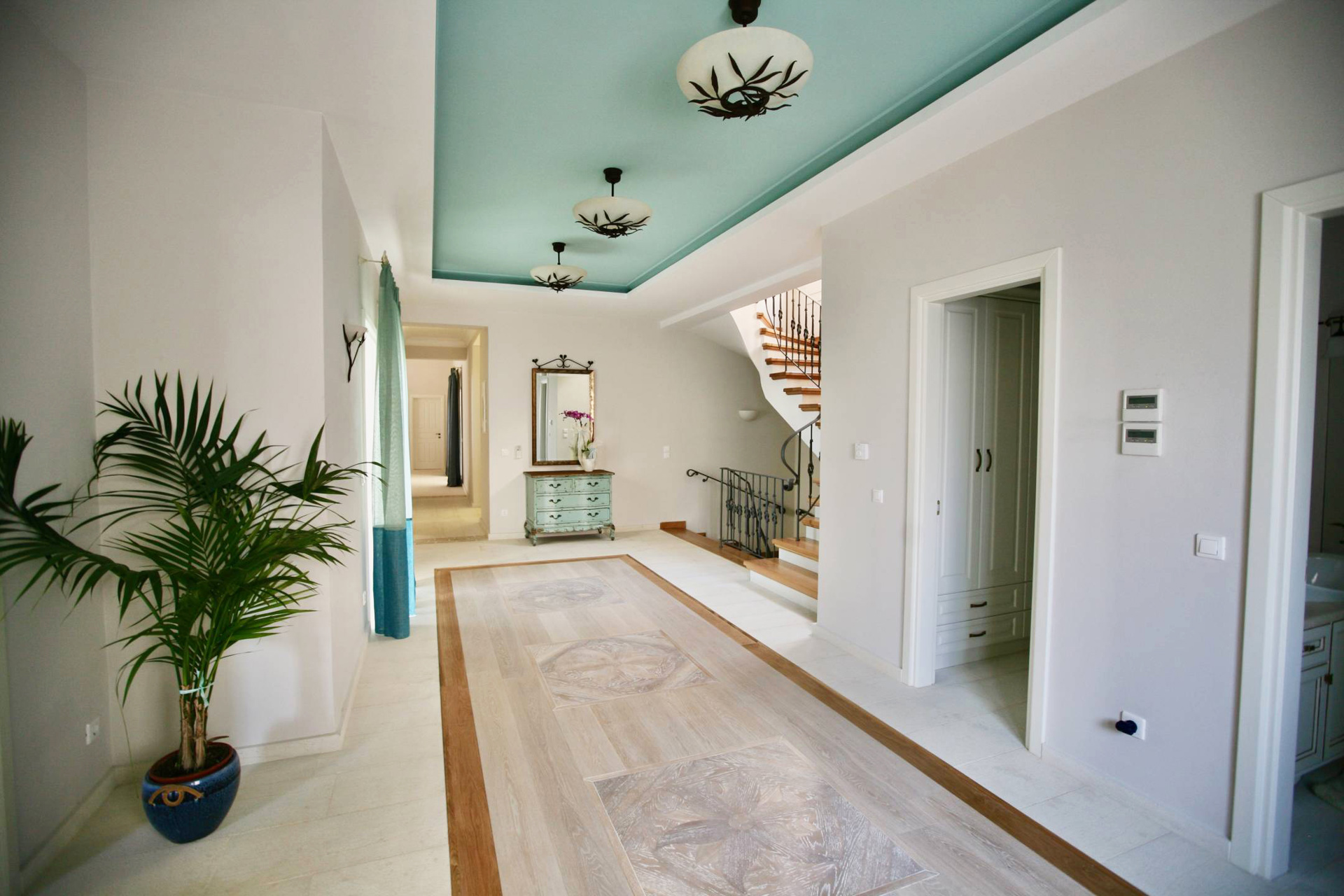 von_poll_real_estate_property_918772_image_16