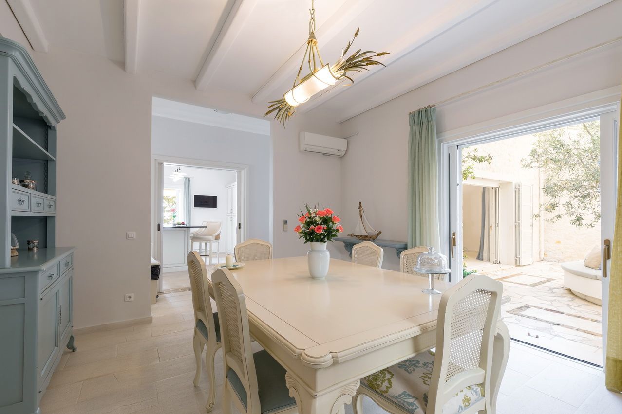 von_poll_real_estate_property_918772_image_14