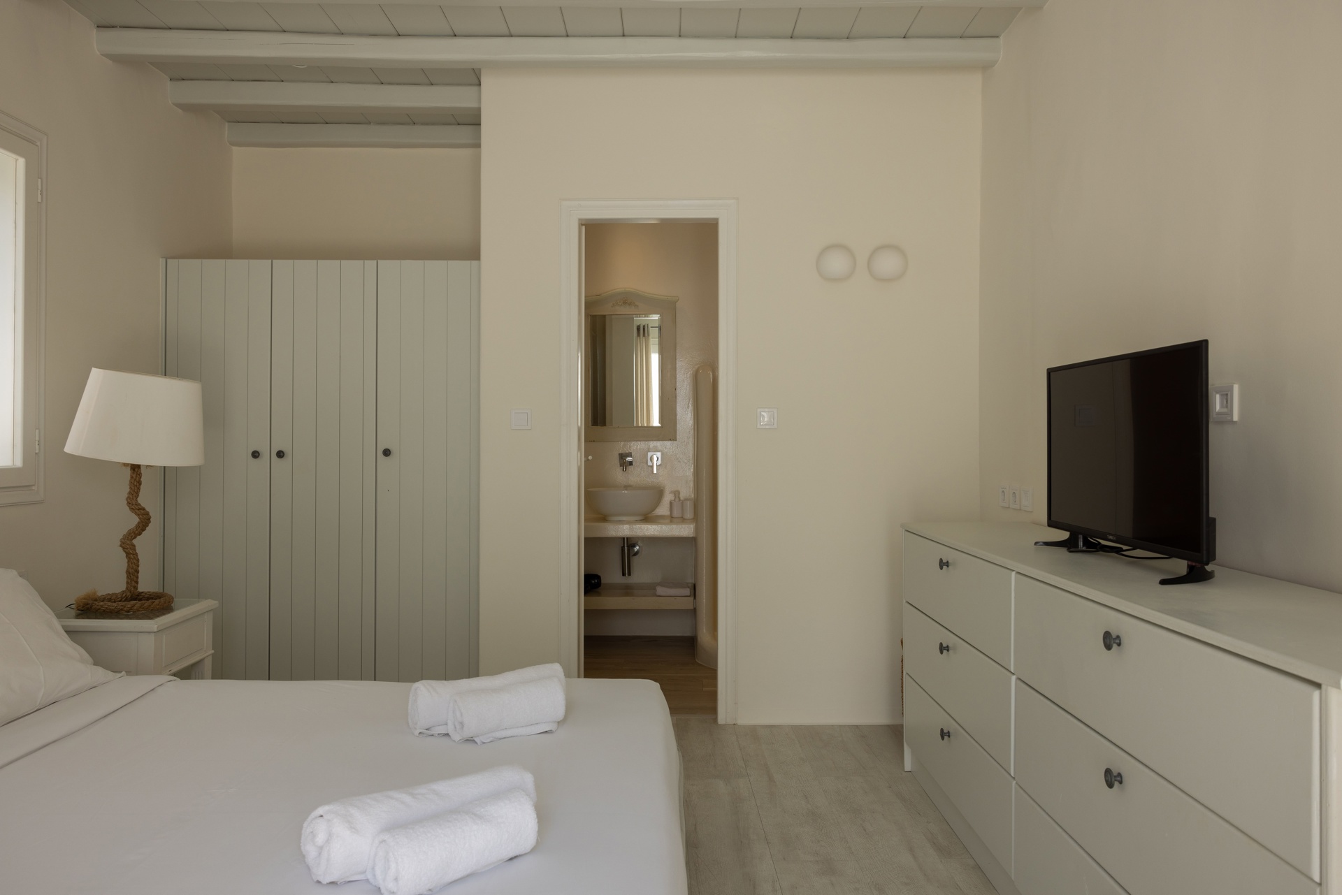 von_poll_real_estate_property_919026_image_8