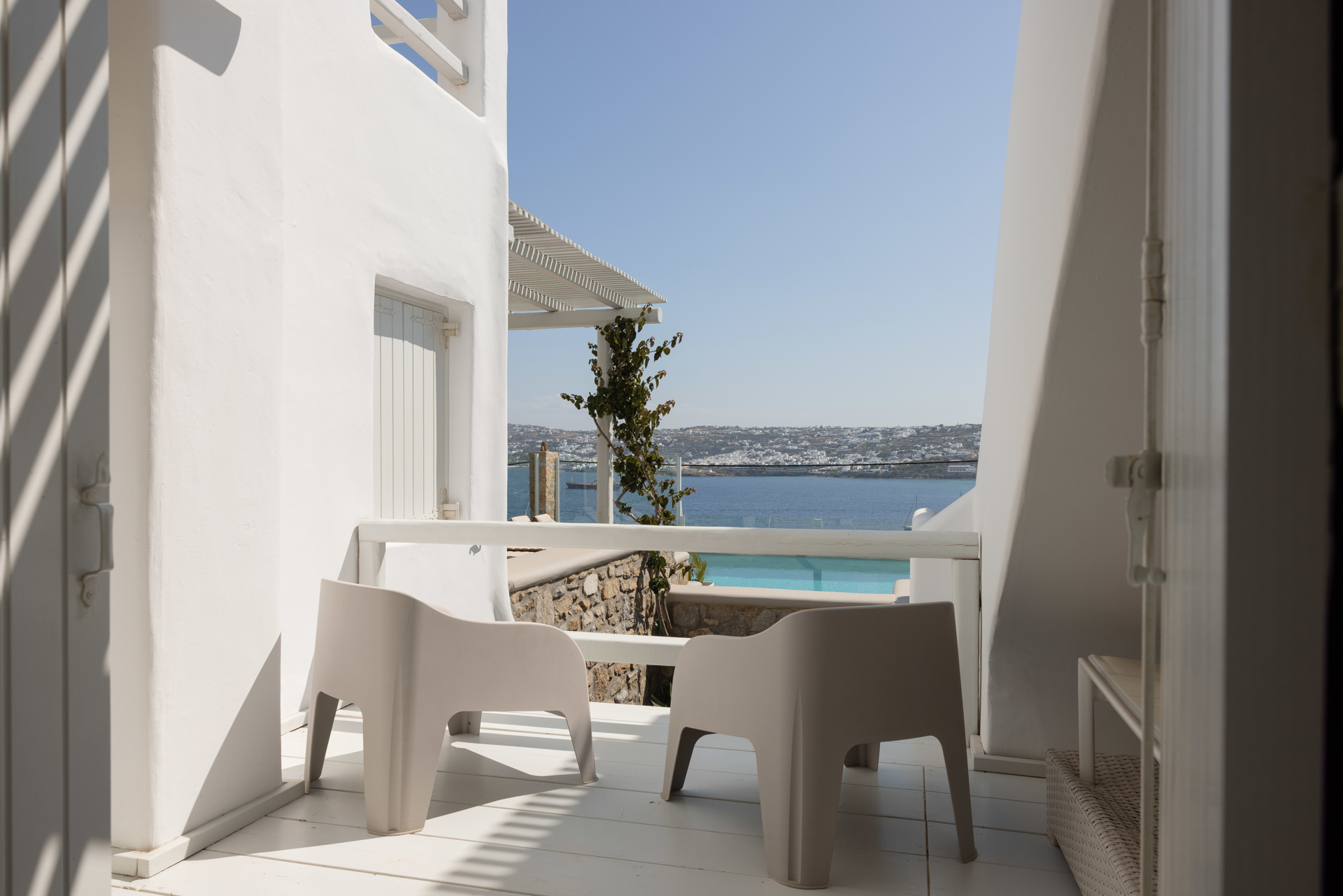 von_poll_real_estate_property_919031_image_2