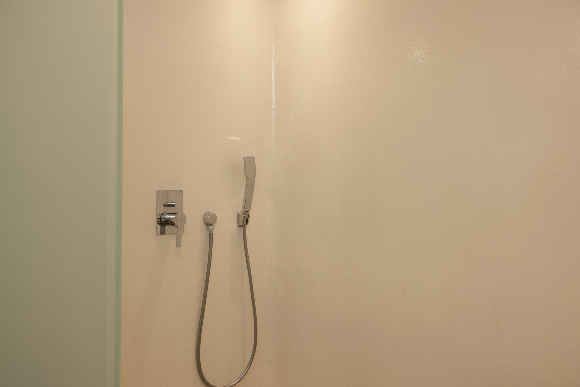 von_poll_real_estate_property_919031_image_18