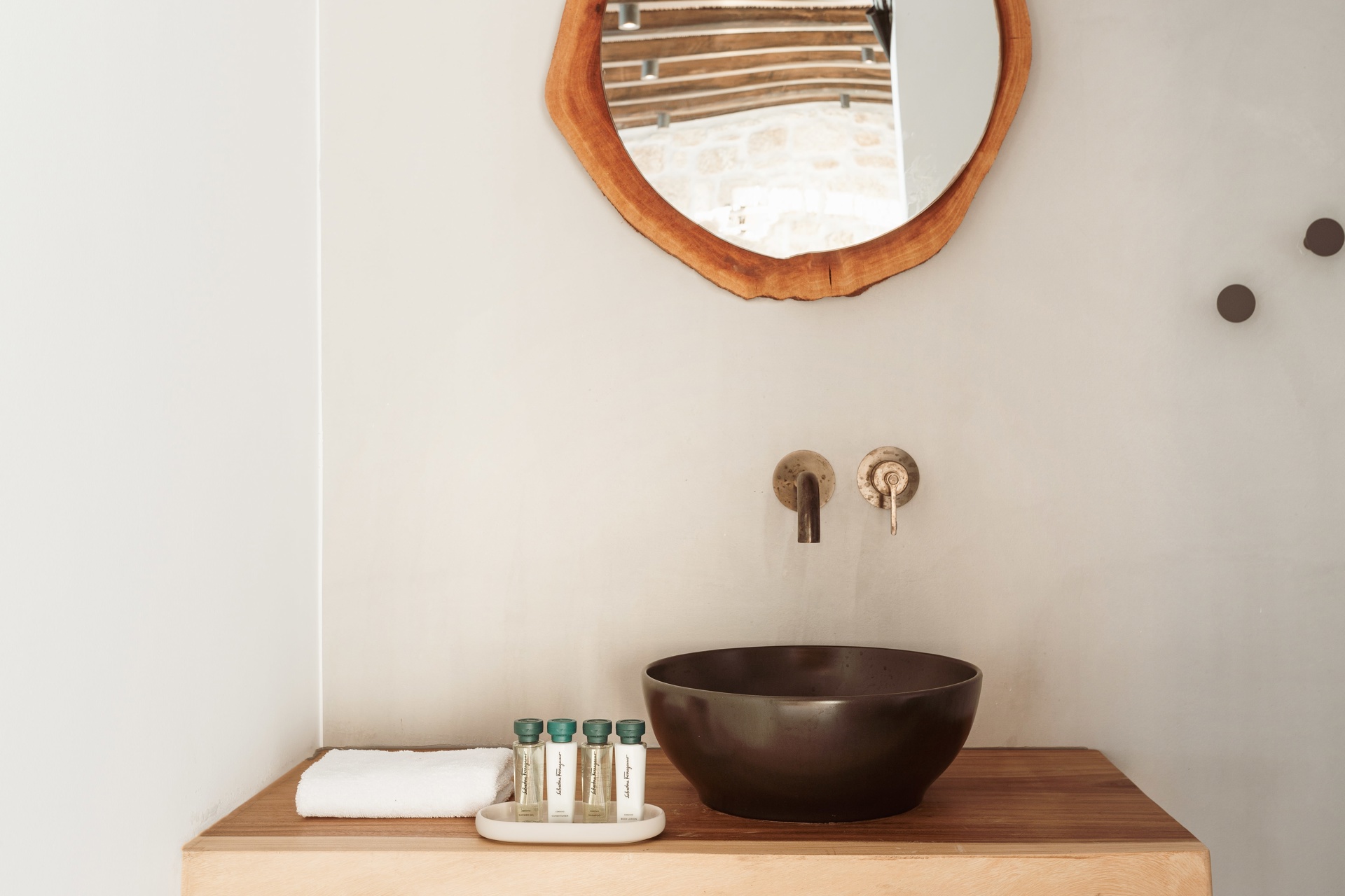 von_poll_real_estate_property_919712_image_16