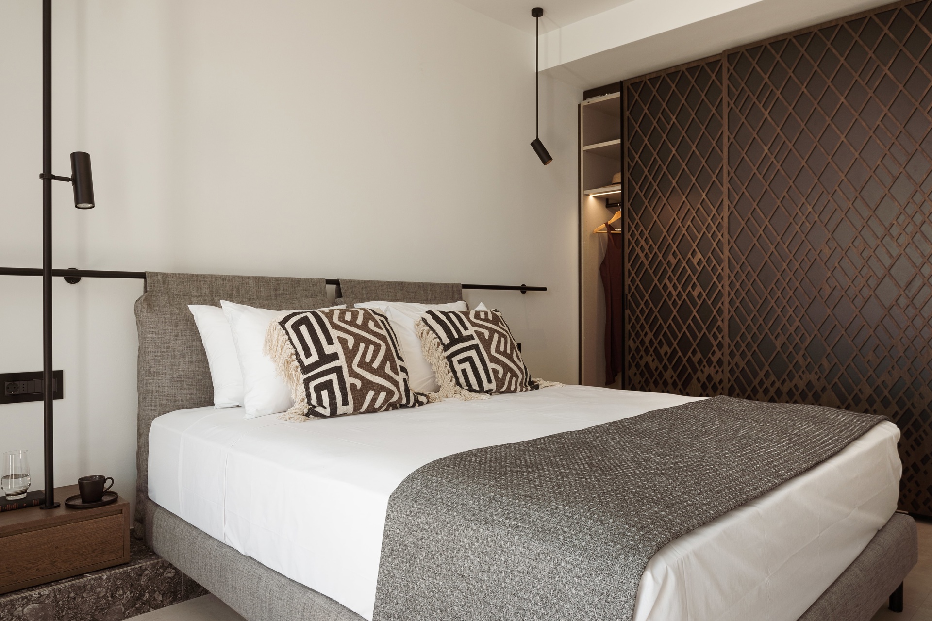 von_poll_real_estate_property_919712_image_17