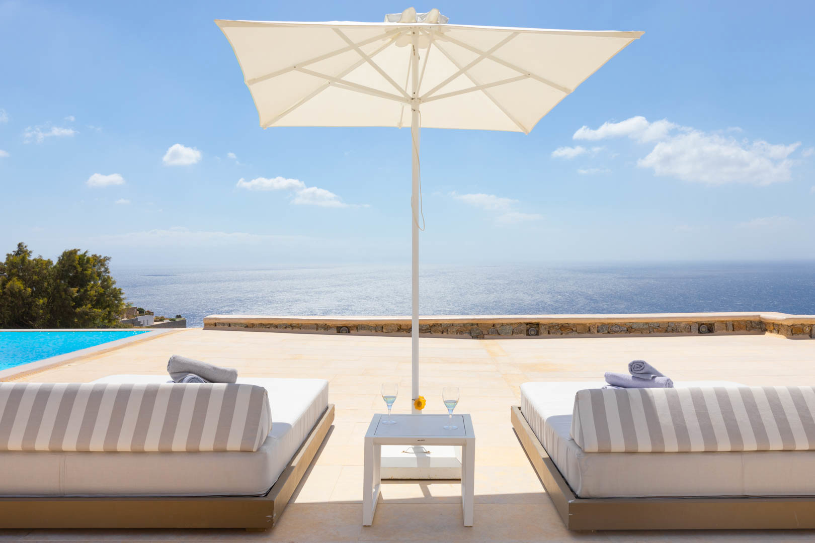 von_poll_real_estate_property_919752_image_1