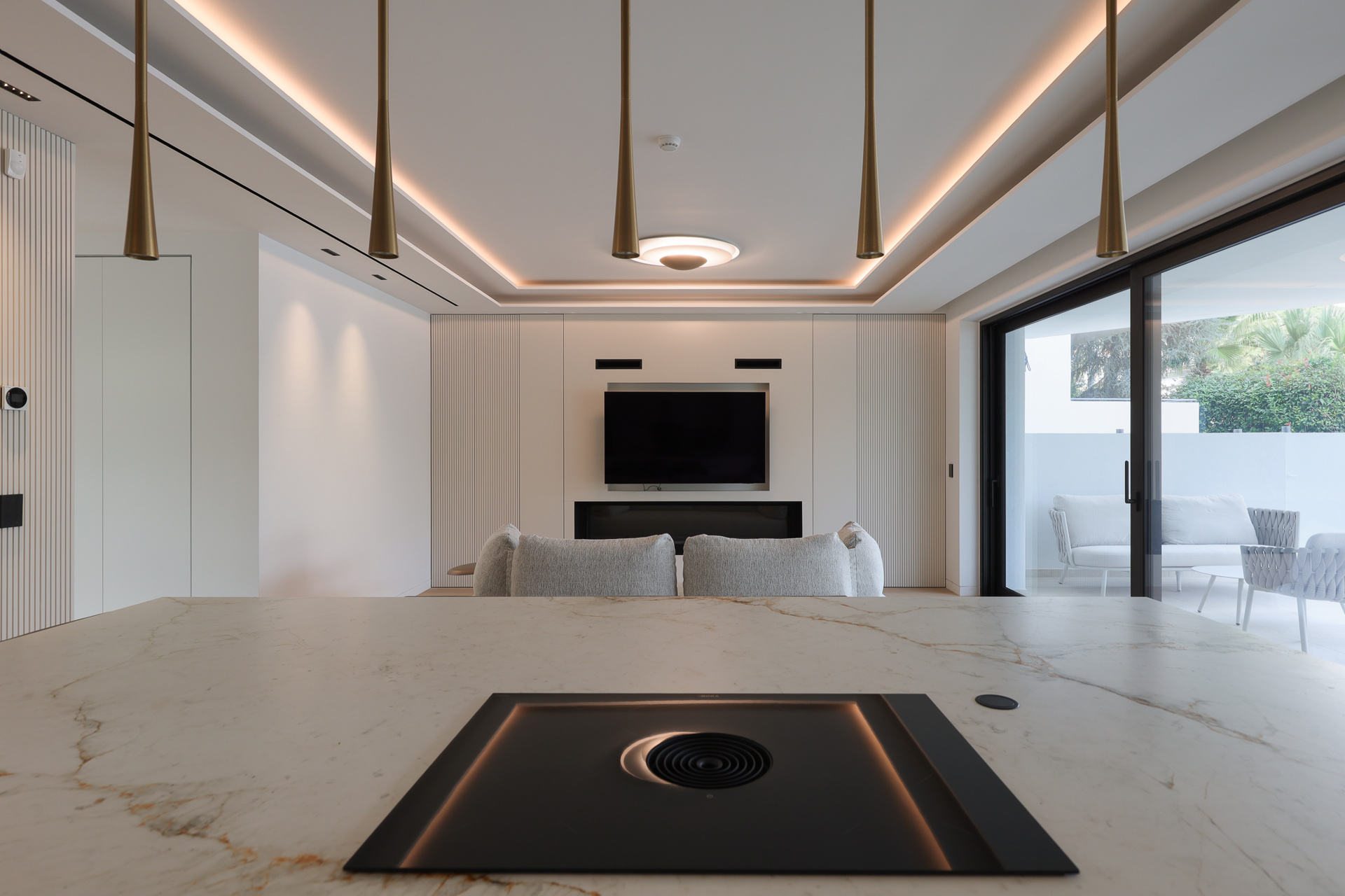 09c3e5ab9c464327ab2ca1f8d4618a2a