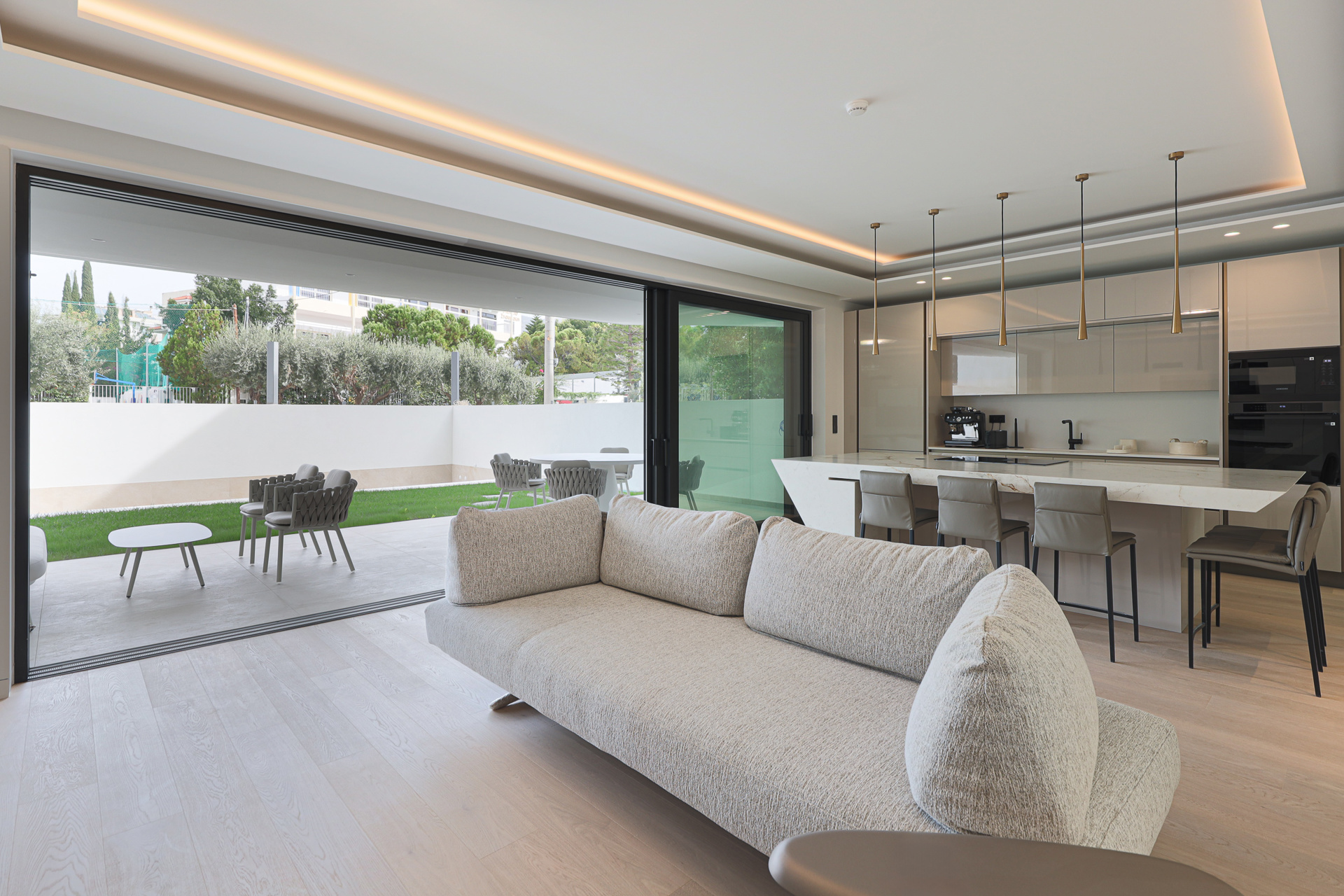 5255a490e6f74dabba0f9c4c0a35cdd2