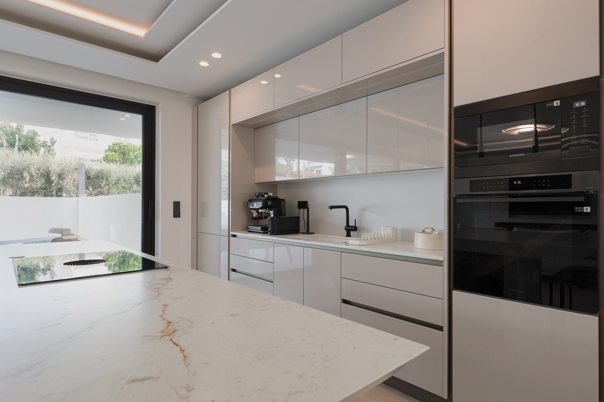 dc99df1a16c04aac808388364cf1497b