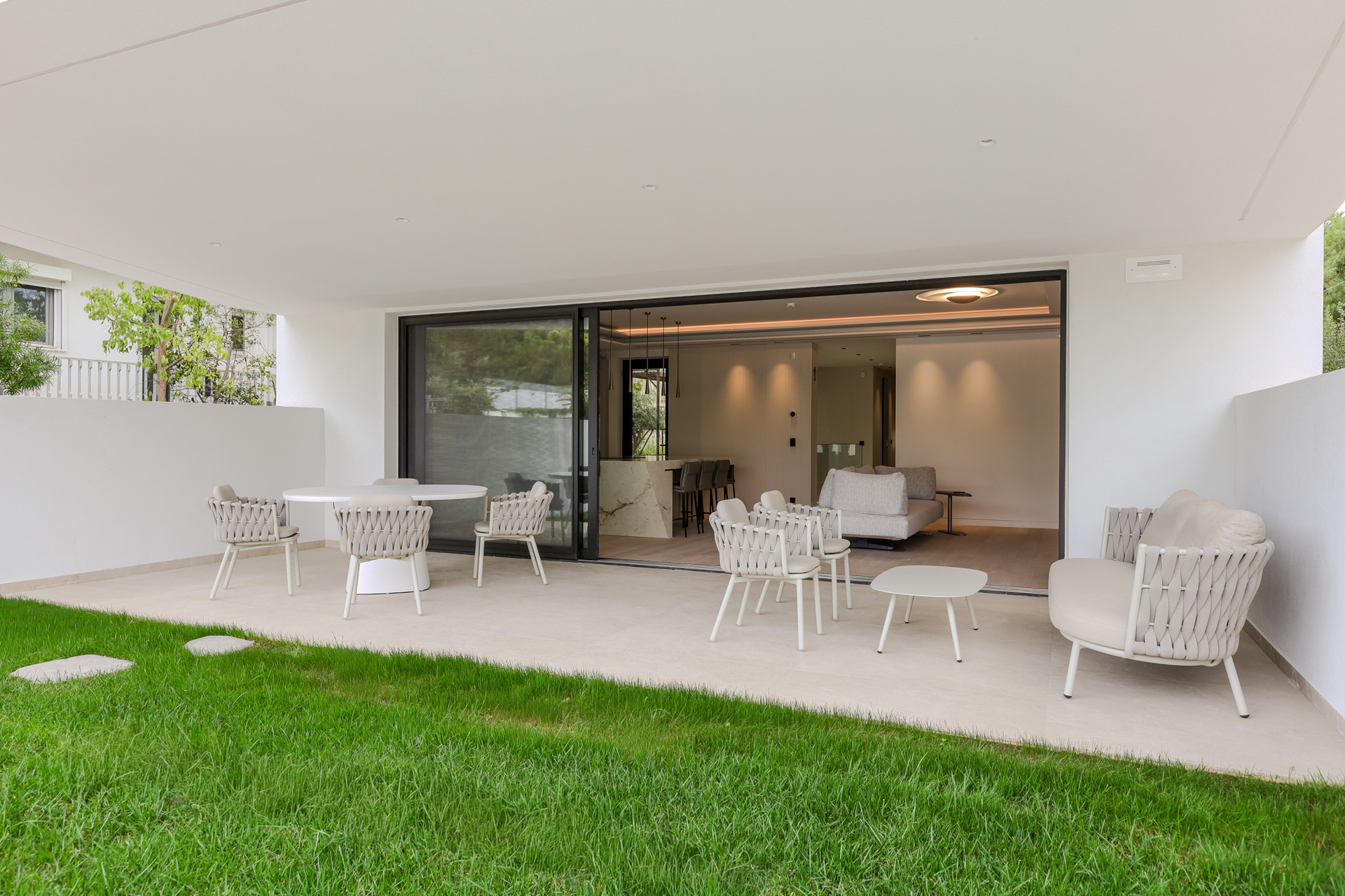 eb497050add1494b8f01d8235694a459