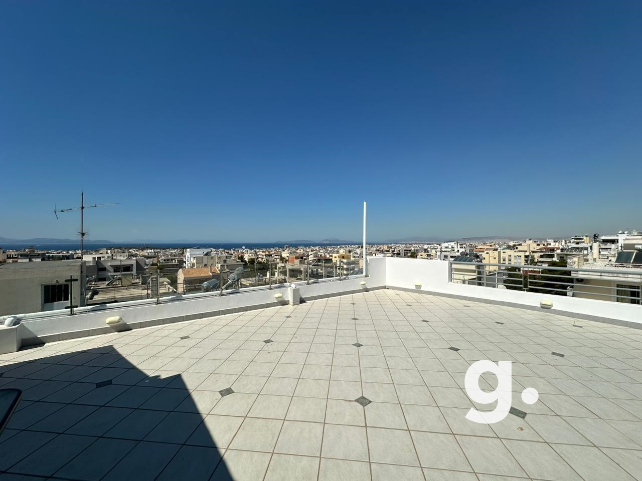 Greecing Real Estate